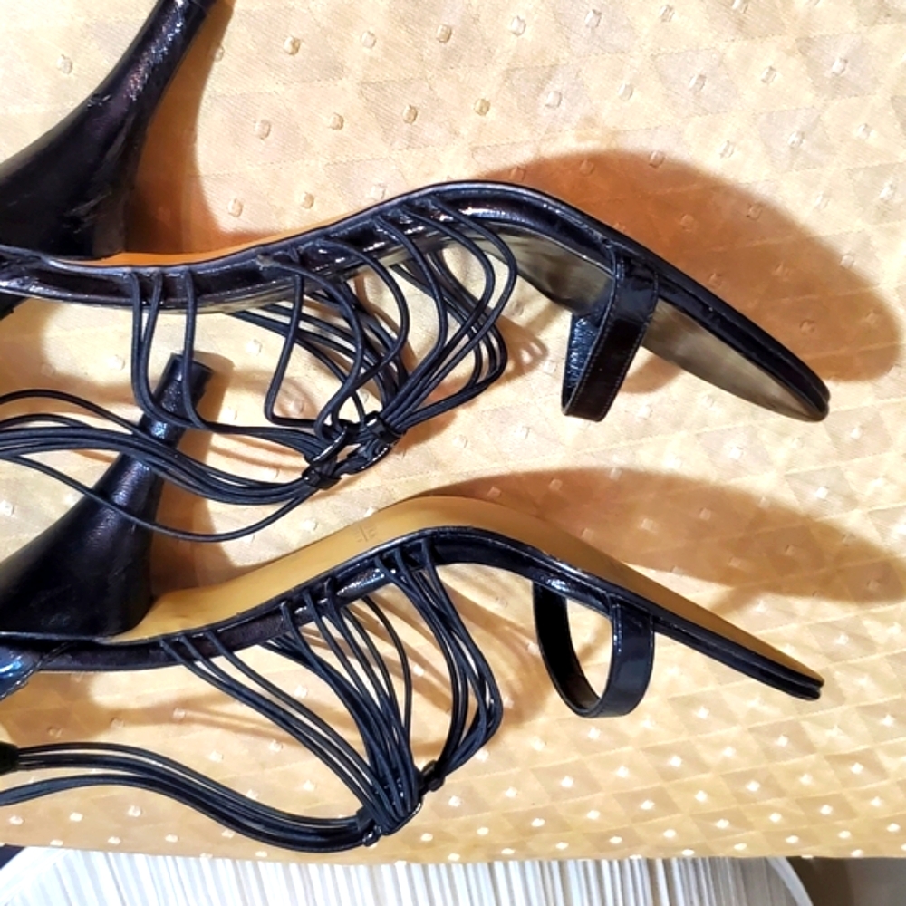 Womens NWOT NY transit heels, size 6.5